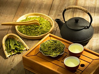 《喜见外弟又言别》原文及译文(喜外弟卢纶见宿翻译赏析)
